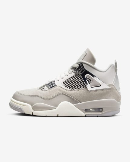 Air Jordan 4 Frozen Moments