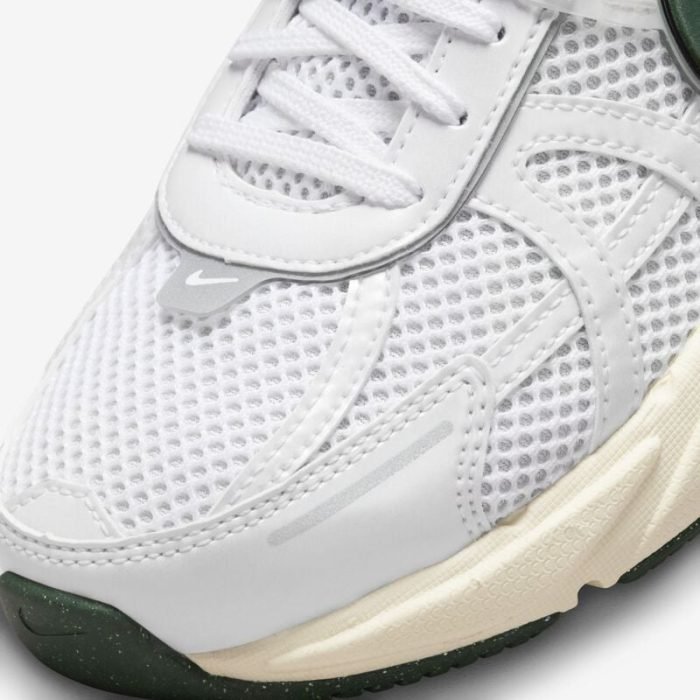 Nike V2K Run White Greem - Imagen 6