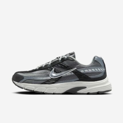 Nike Initiator